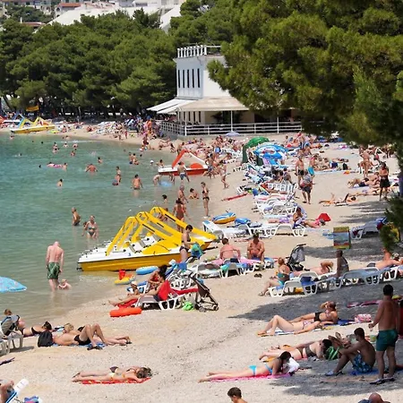 With A Parking Space - 21333 Makarska